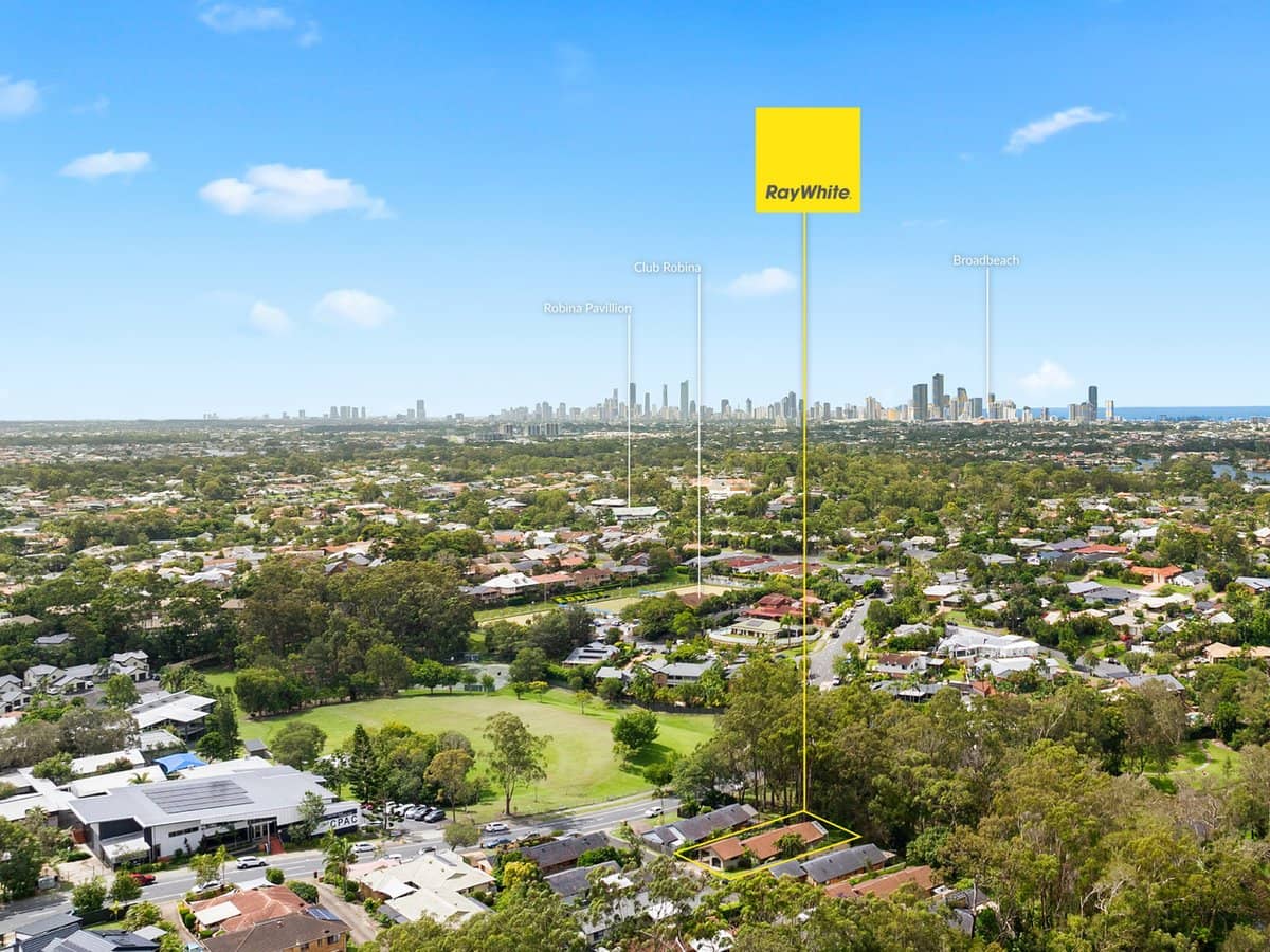 1 Saint Andrews Glade, ROBINA - Thumbnail 22