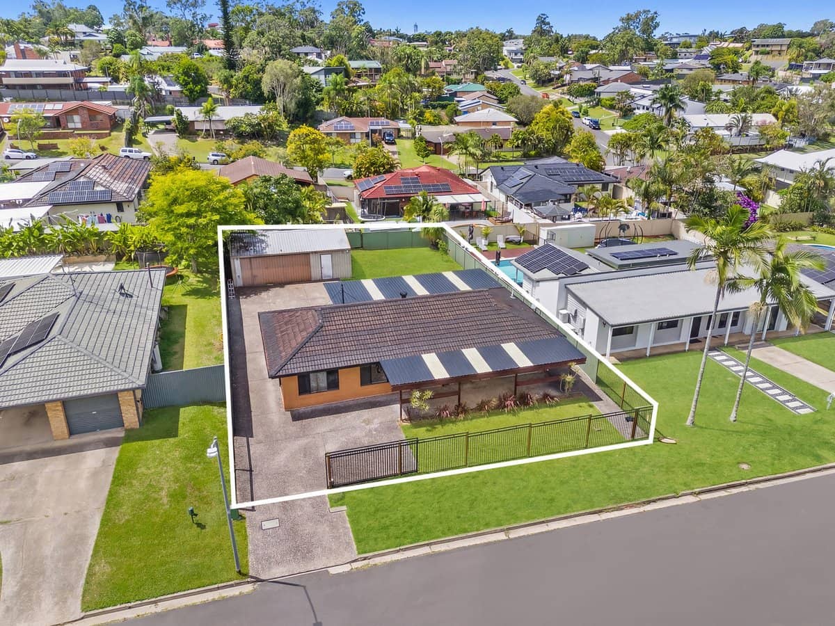 3 Cutana Court, ASHMORE - Thumbnail 4