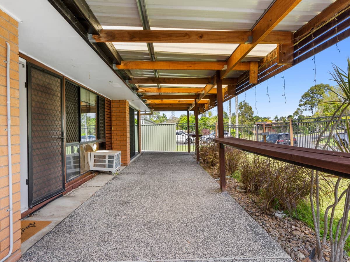 3 Cutana Court, ASHMORE - Thumbnail 5