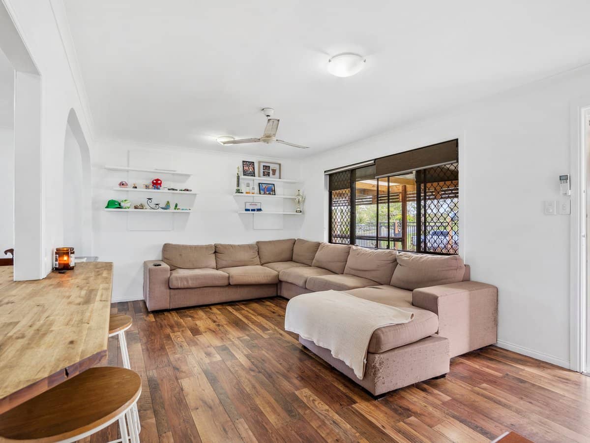 3 Cutana Court, ASHMORE - Thumbnail 7