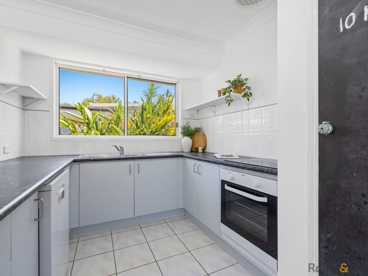 10 Miller Place, POTTSVILLE - Thumbnail 10