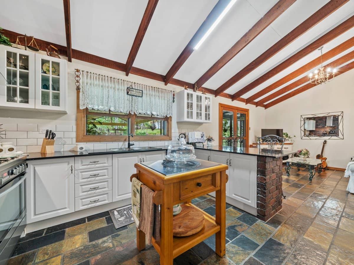 132-138 Buccan Road, BUCCAN - Thumbnail 9