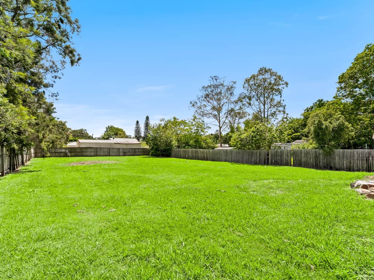 7 Vicki Street, REDBANK PLAINS - Thumbnail 31