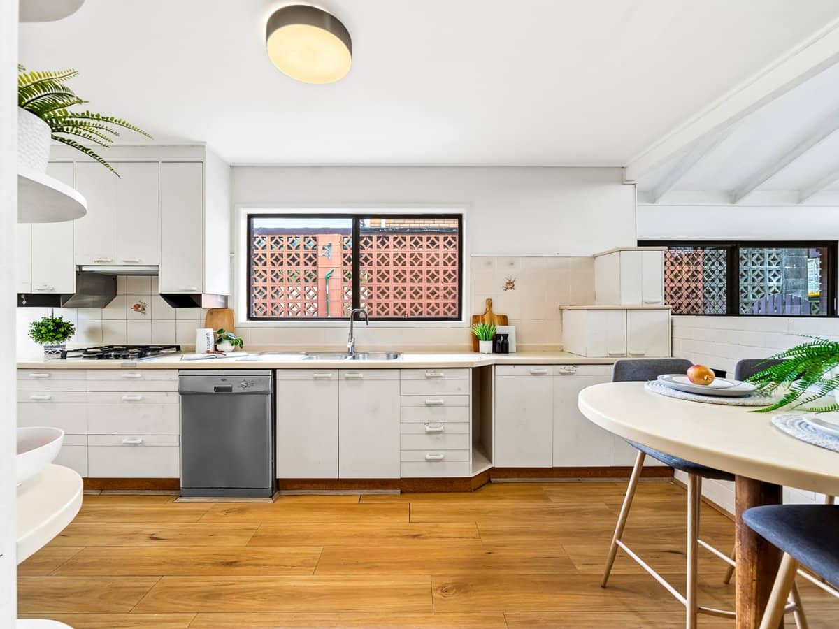 18 Worrell Street, MACGREGOR - Thumbnail 4