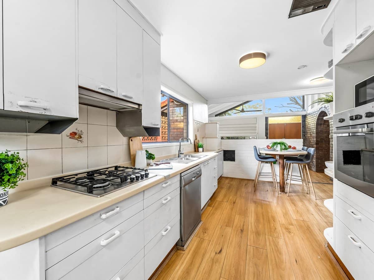 18 Worrell Street, MACGREGOR - Thumbnail 5