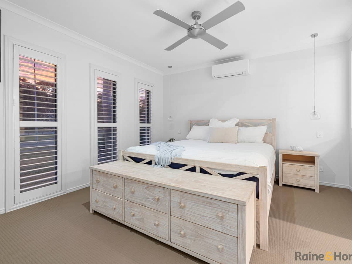 18 Toshack Place, POTTSVILLE - Thumbnail 10