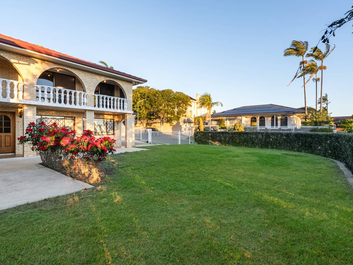 2 Reculver Street, ROBERTSON - Thumbnail 1