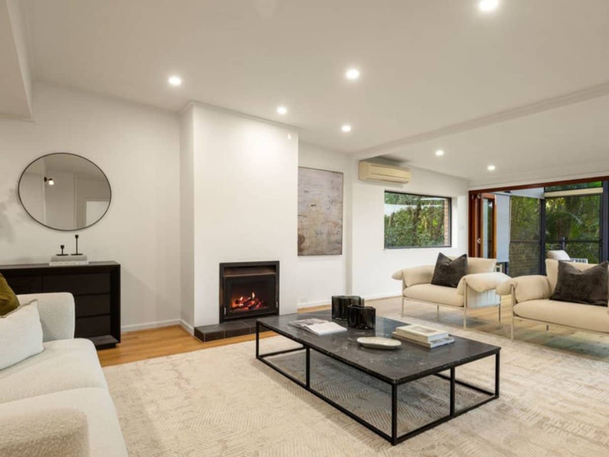 57 Blackstone Street, INDOOROOPILLY - Thumbnail 5