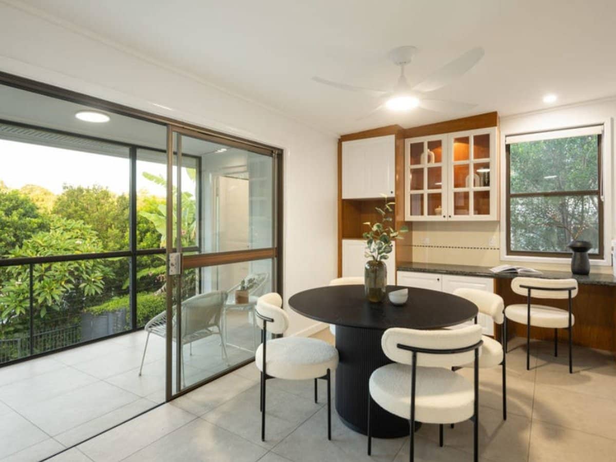 57 Blackstone Street, INDOOROOPILLY - Thumbnail 8