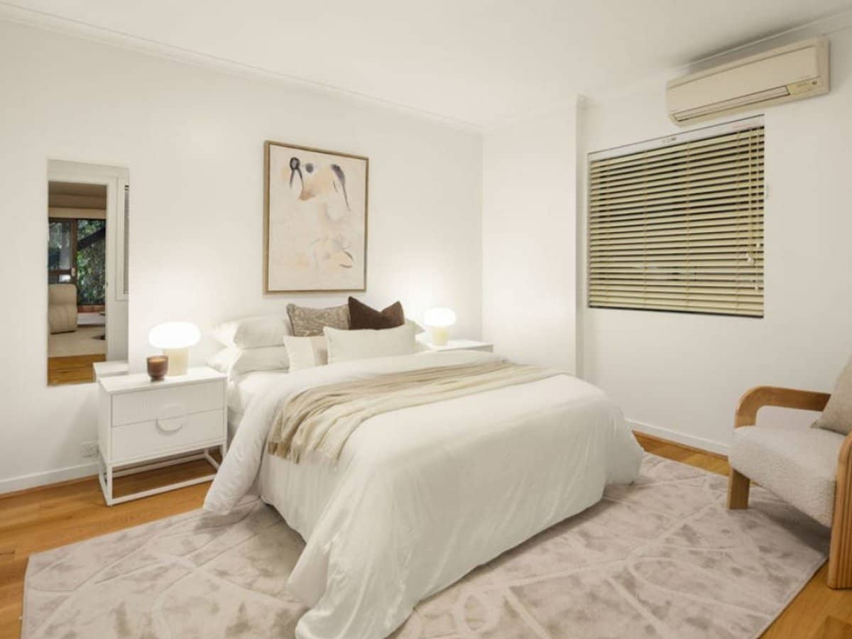 57 Blackstone Street, INDOOROOPILLY - Thumbnail 10