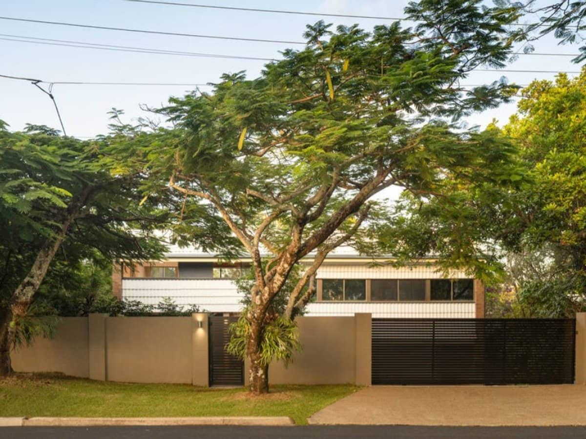 57 Blackstone Street, INDOOROOPILLY - Thumbnail 15