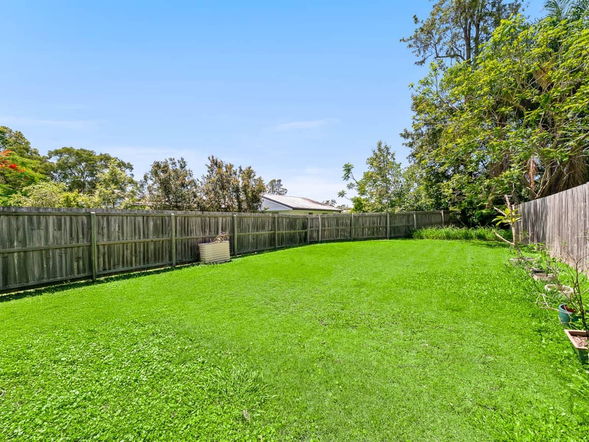 9 Fair Street, ONE MILE - Thumbnail 10