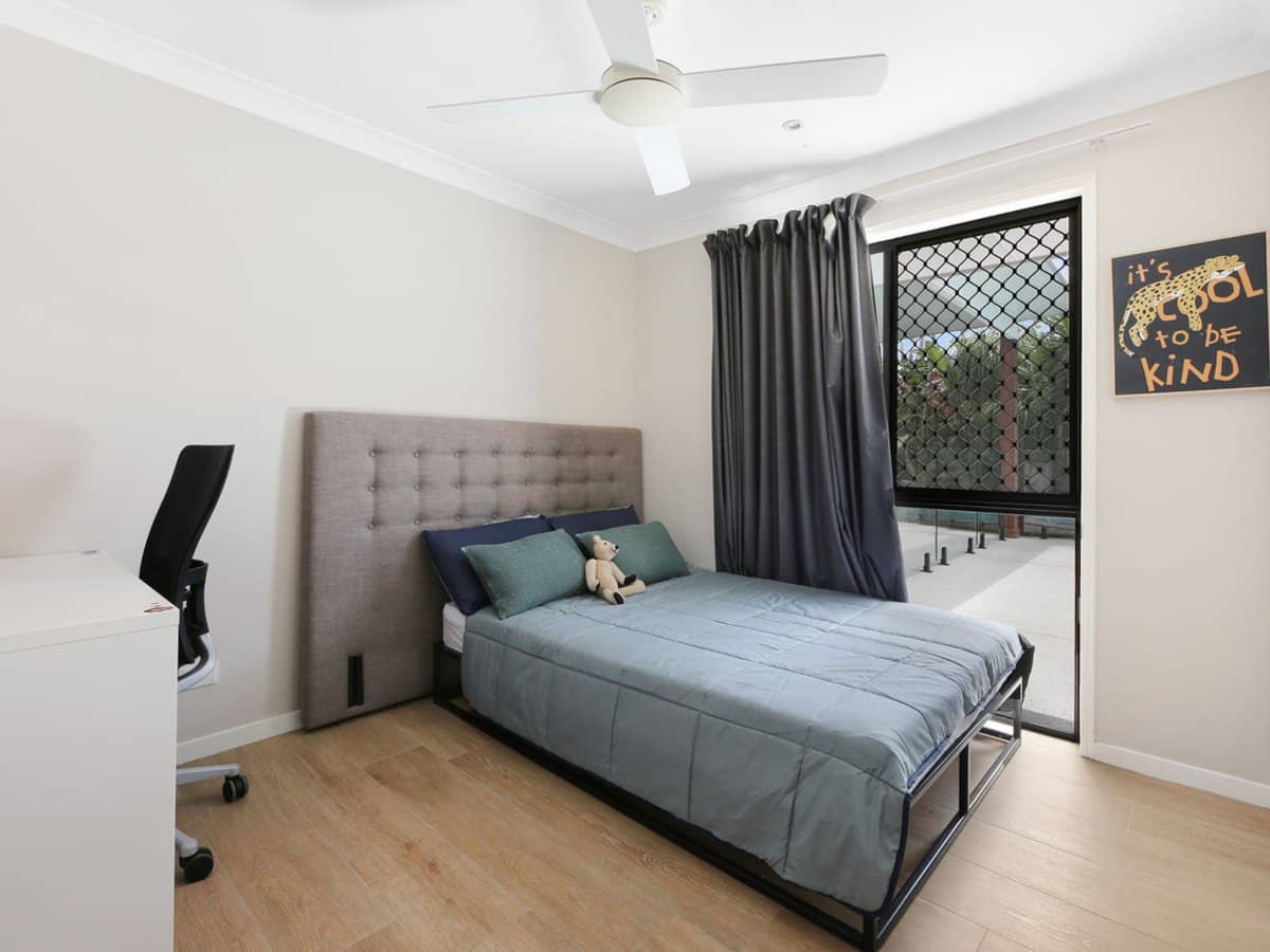 25 Huntingdale Crescent, ROBINA - Thumbnail 15