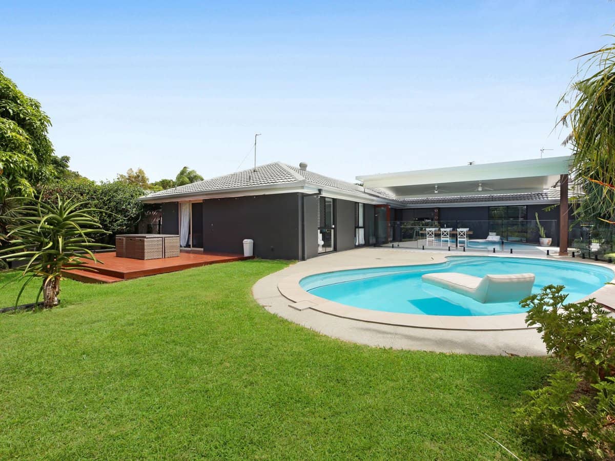 25 Huntingdale Crescent, ROBINA - Thumbnail 23