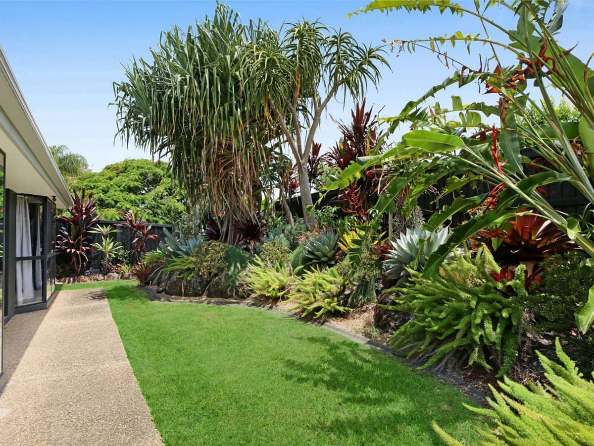 25 Huntingdale Crescent, ROBINA - Thumbnail 24