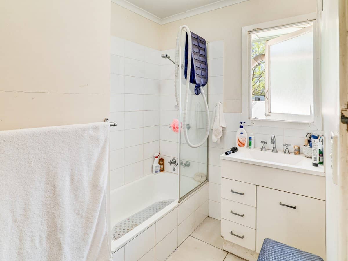 11 Vine Road, COOMINYA - Thumbnail 8