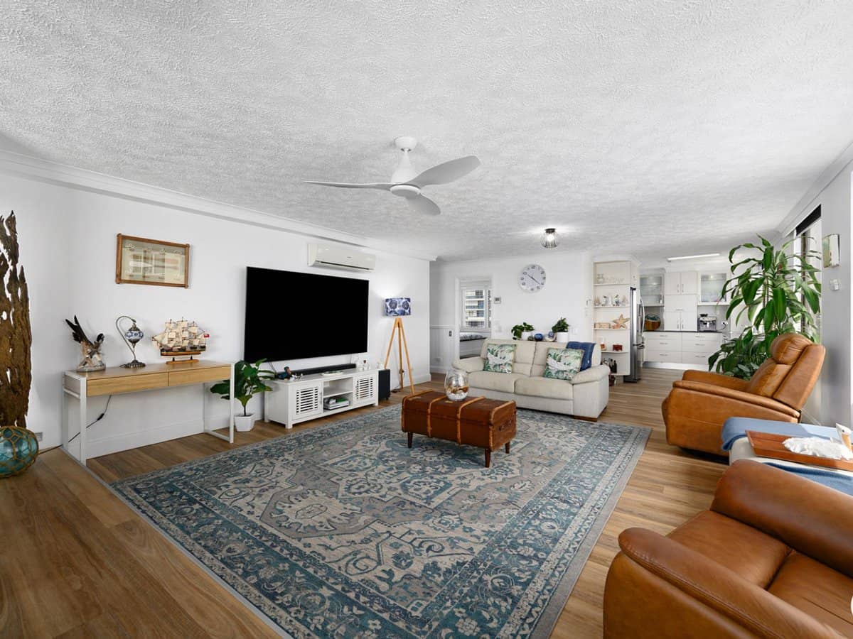 316-318 Marine Parade, LABRADOR - Thumbnail 4