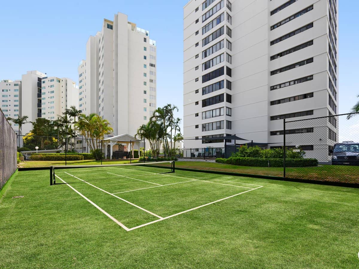 316-318 Marine Parade, LABRADOR - Thumbnail 13