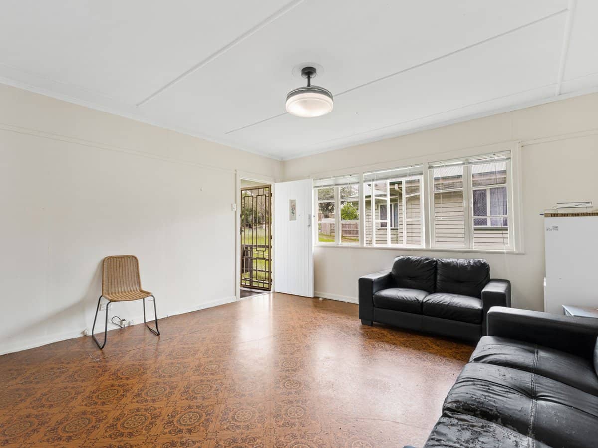 35 Steele Street, HOLLAND PARK - Thumbnail 5