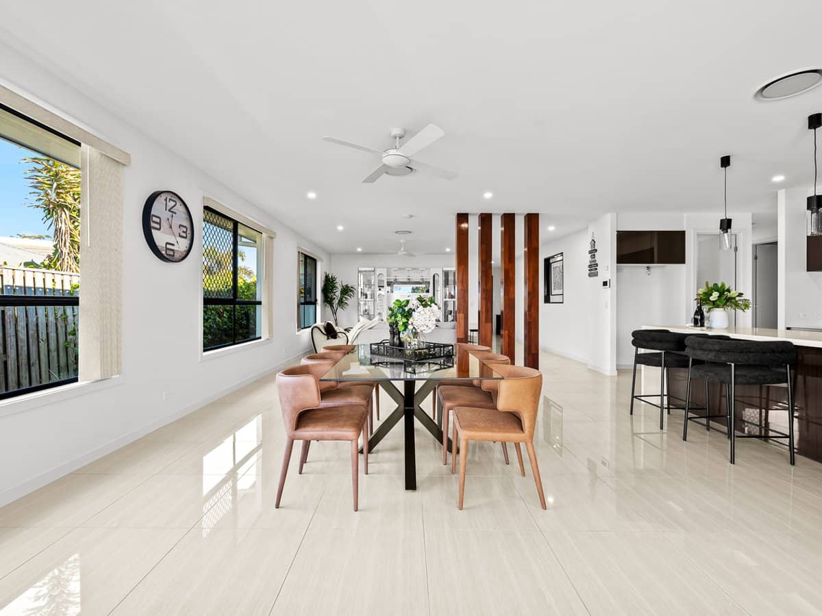 106 Kookaburra Circuit, ROCHEDALE - Thumbnail 9