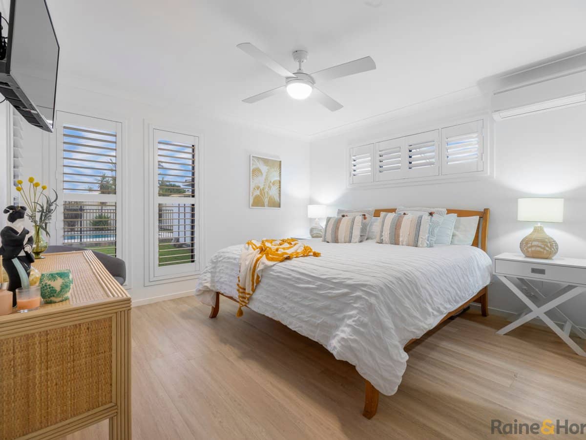 50 Overall Drive, POTTSVILLE - Thumbnail 11