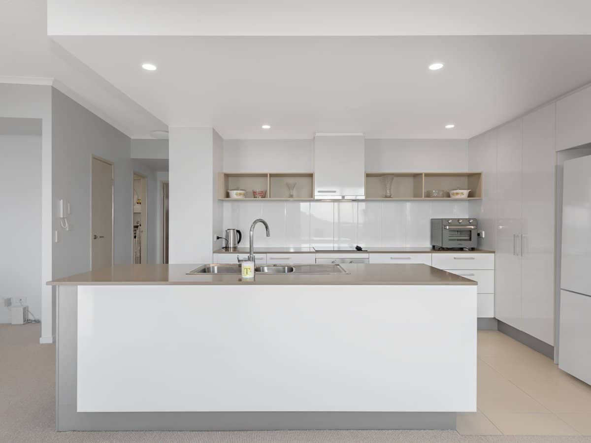 133 Laver Drive, ROBINA - Thumbnail 5