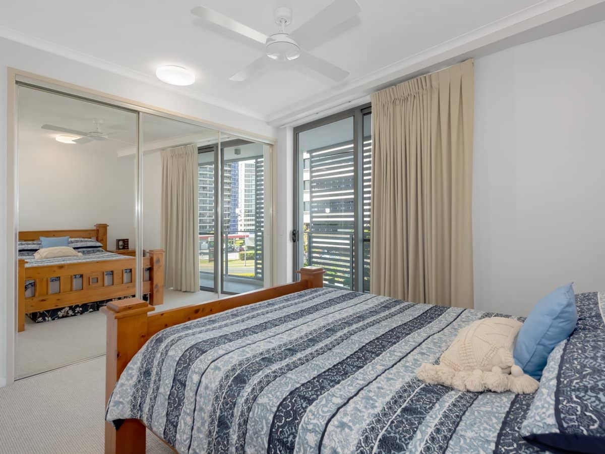 133 Laver Drive, ROBINA - Thumbnail 8