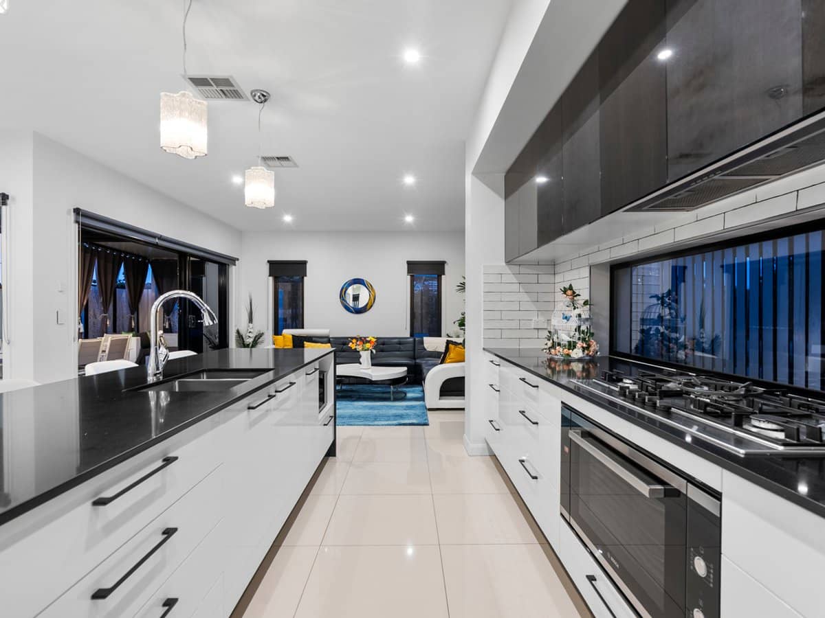 60 Splendour Street, ROCHEDALE - Thumbnail 3