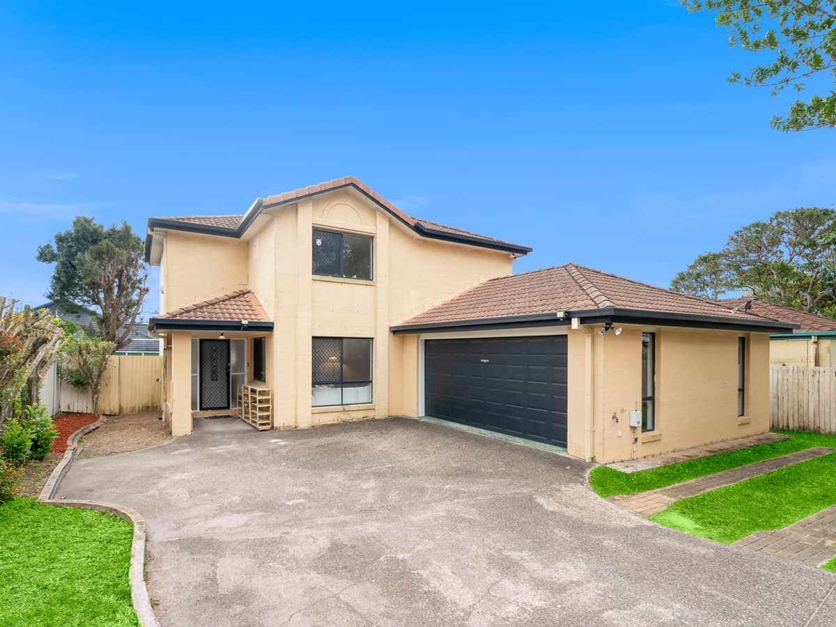 21 Hillcrest Street, SUNNYBANK HILLS - Thumbnail 1