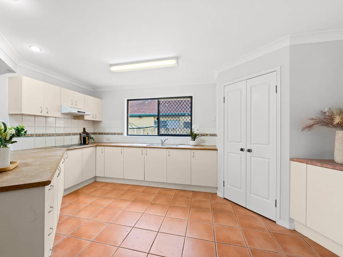 21 Hillcrest Street, SUNNYBANK HILLS - Thumbnail 17