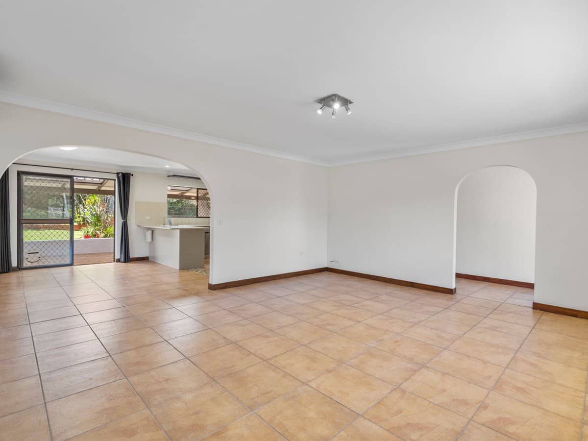 3 Koolewong Parade, ASHMORE - Thumbnail 5