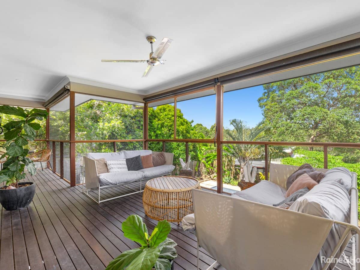 8 Euodia Avenue, POTTSVILLE - Thumbnail 4