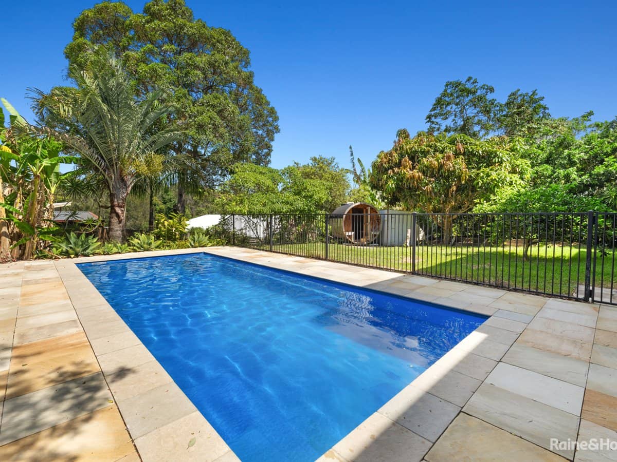 8 Euodia Avenue, POTTSVILLE - Thumbnail 15