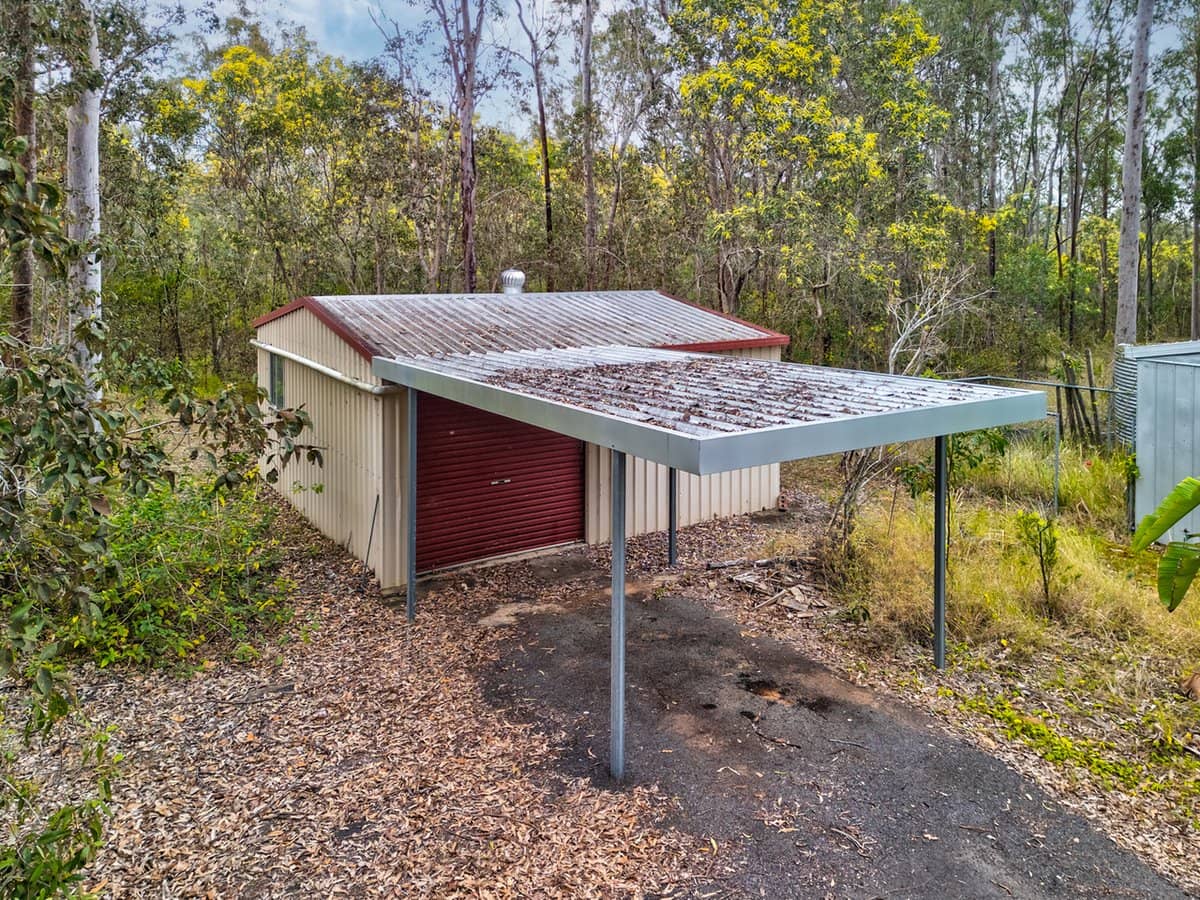 56 Laurel Street, ESK - Thumbnail 2