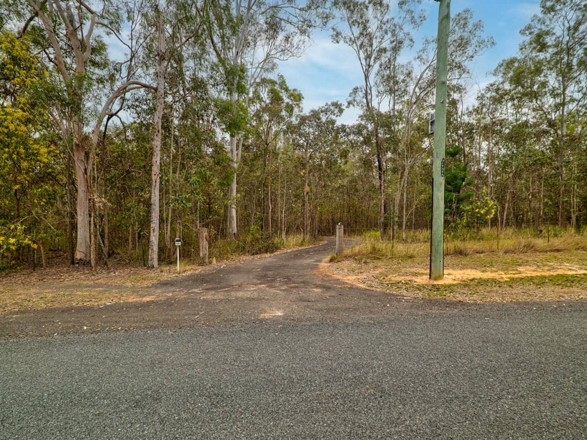 56 Laurel Street, ESK - Thumbnail 16