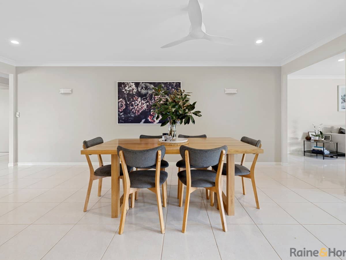 42 Edward Avenue, POTTSVILLE - Thumbnail 11