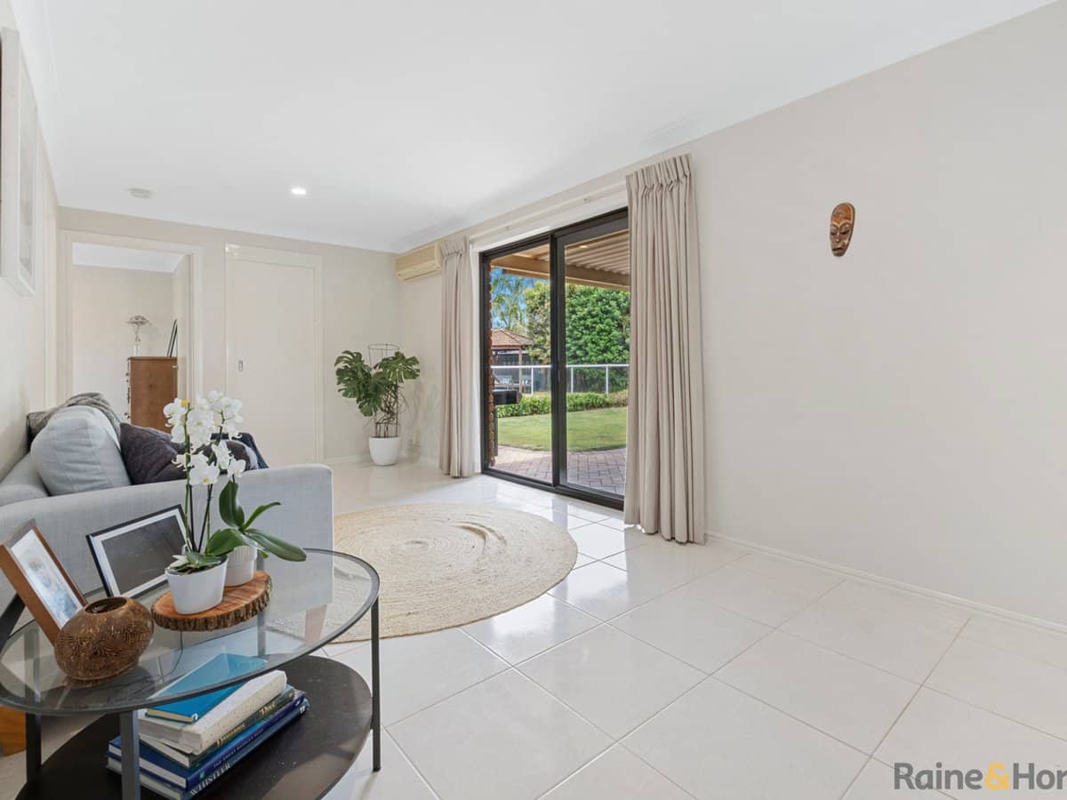 42 Edward Avenue, POTTSVILLE - Thumbnail 17