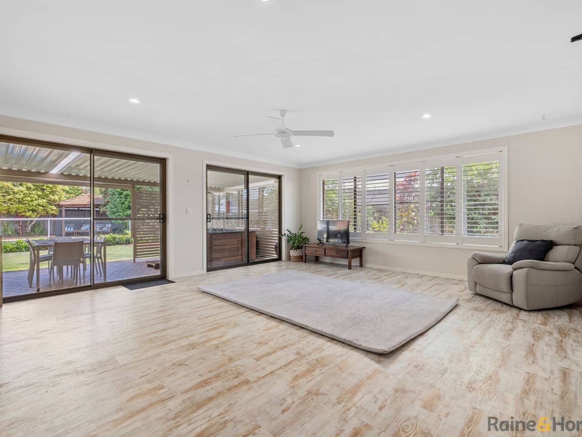 42 Edward Avenue, POTTSVILLE - Thumbnail 23