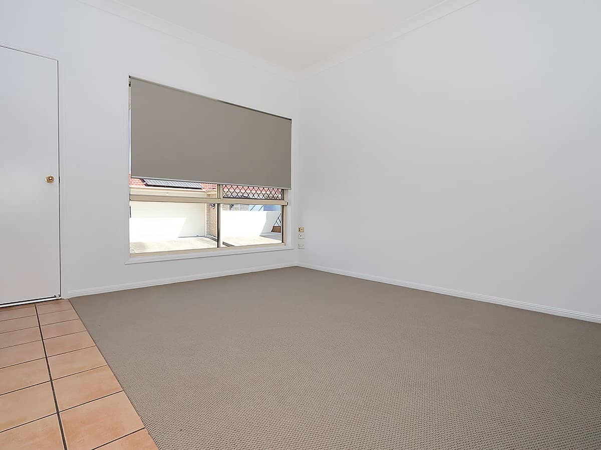 7 Wooraka Street, ROCHEDALE SOUTH - Thumbnail 2