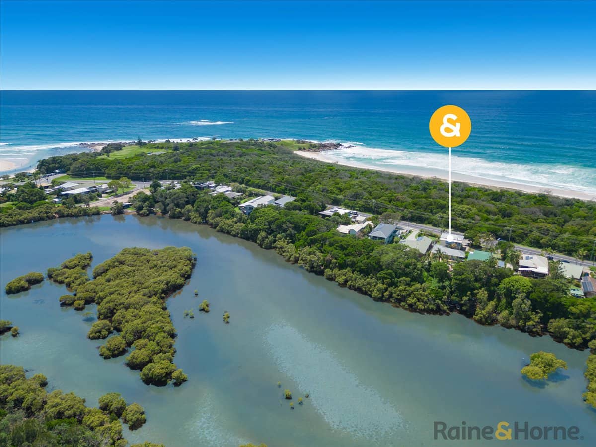 47 Tweed Coast Road, HASTINGS POINT - Thumbnail 21