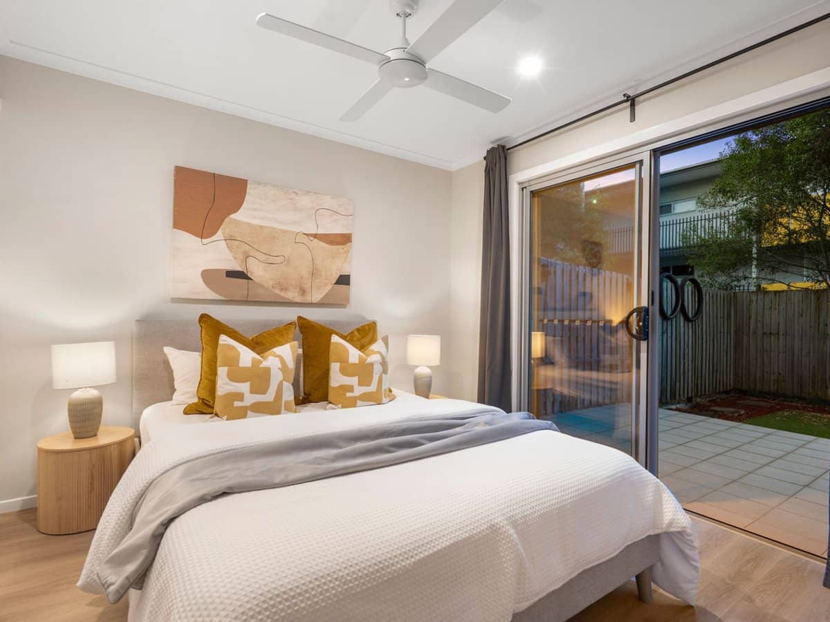 15 Bland Street, COOPERS PLAINS - Thumbnail 2