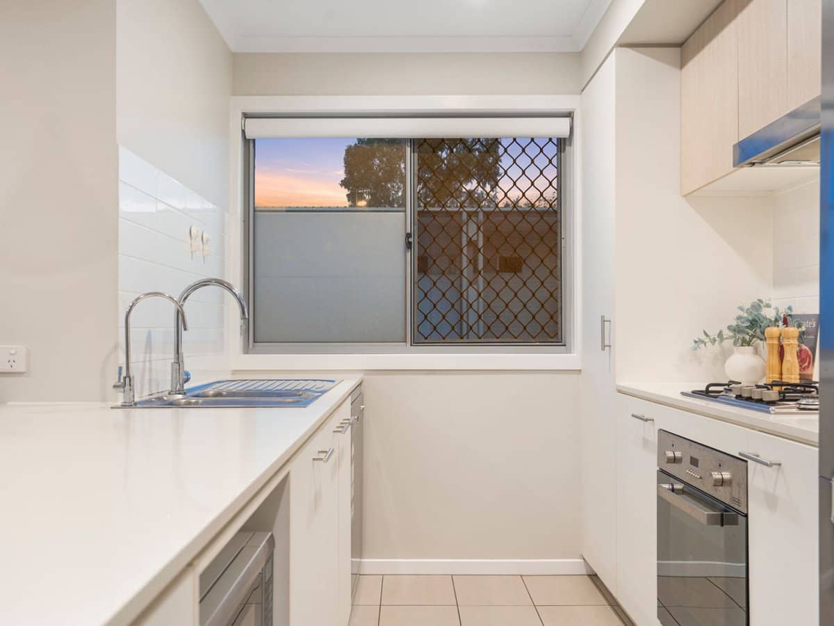 15 Bland Street, COOPERS PLAINS - Thumbnail 11