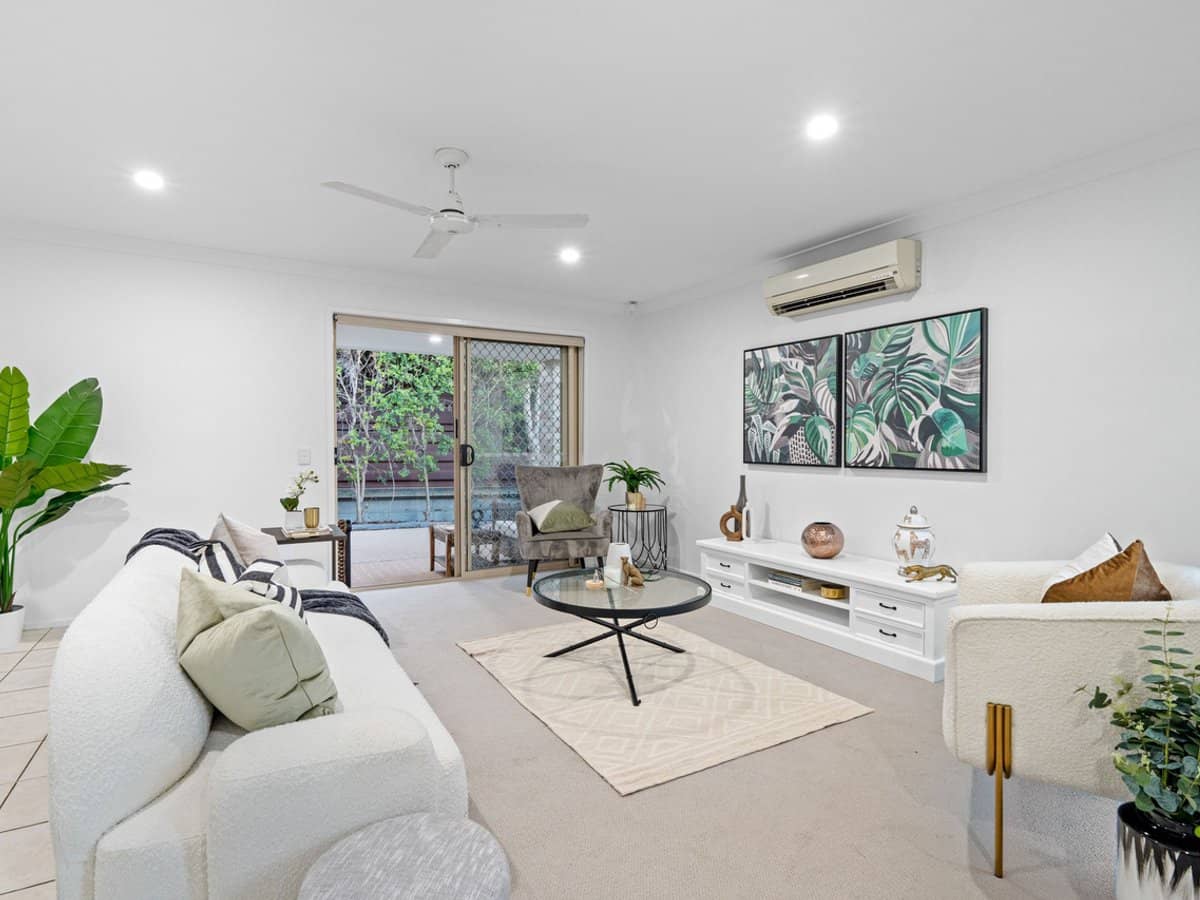 17 Mimosa Street, Parkinson - Thumbnail 2