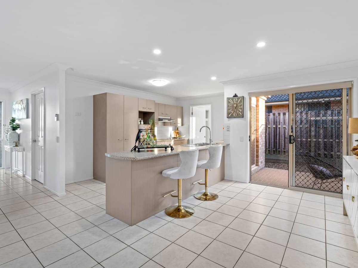 17 Mimosa Street, Parkinson - Thumbnail 8