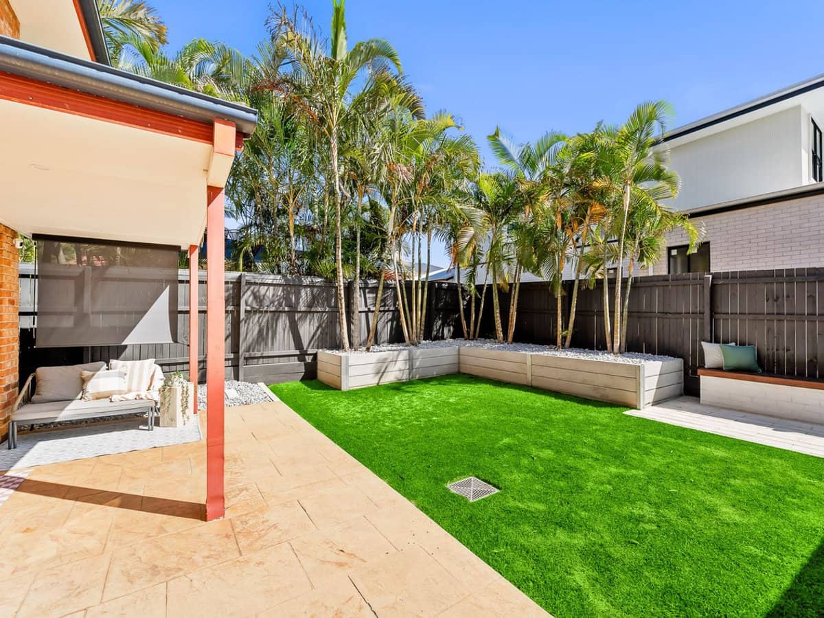 8 Honeysuckle Way, Calamvale - Thumbnail 4