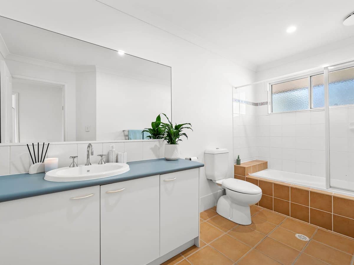 8 Honeysuckle Way, Calamvale - Thumbnail 13