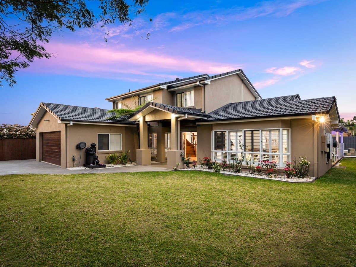 23 Lindfield Circuit, ROBERTSON - Thumbnail 2