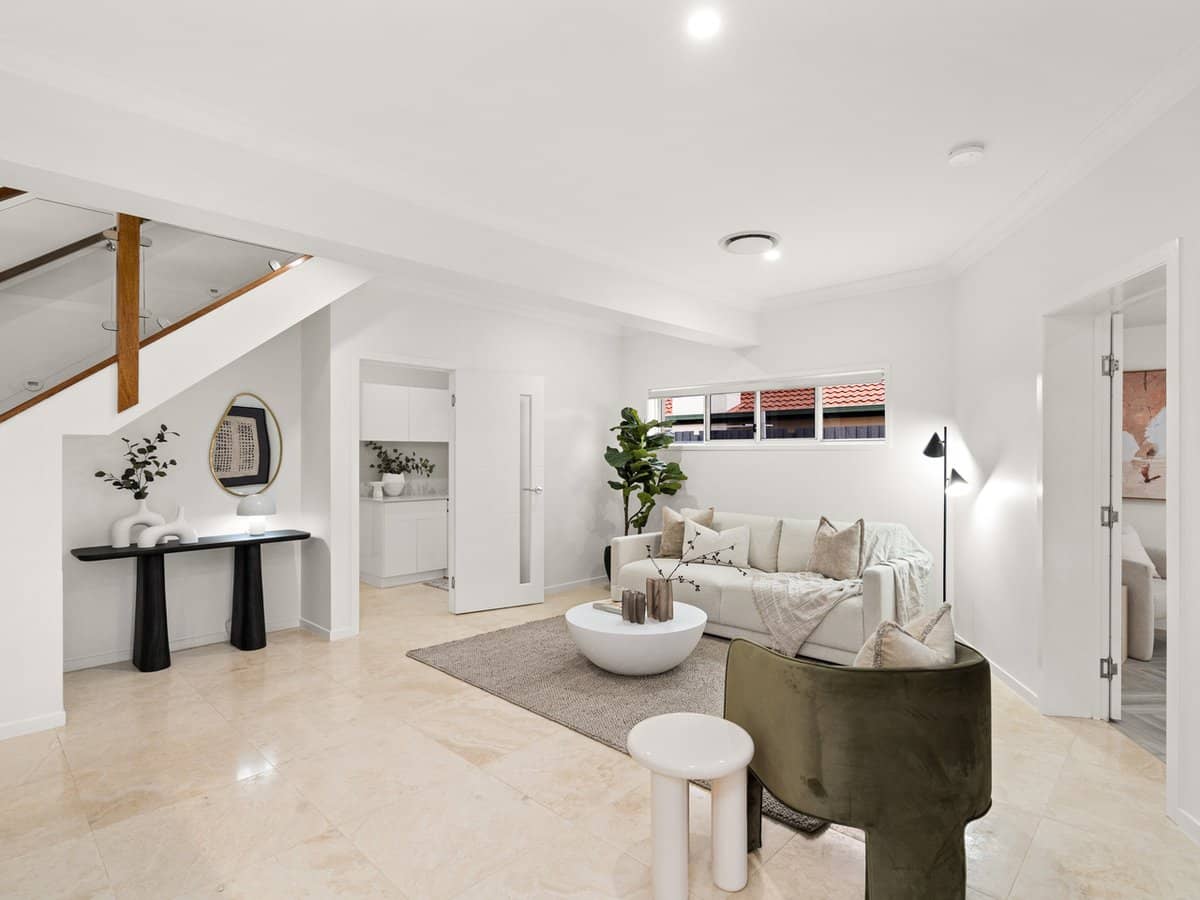 23 Lindfield Circuit, ROBERTSON - Thumbnail 11