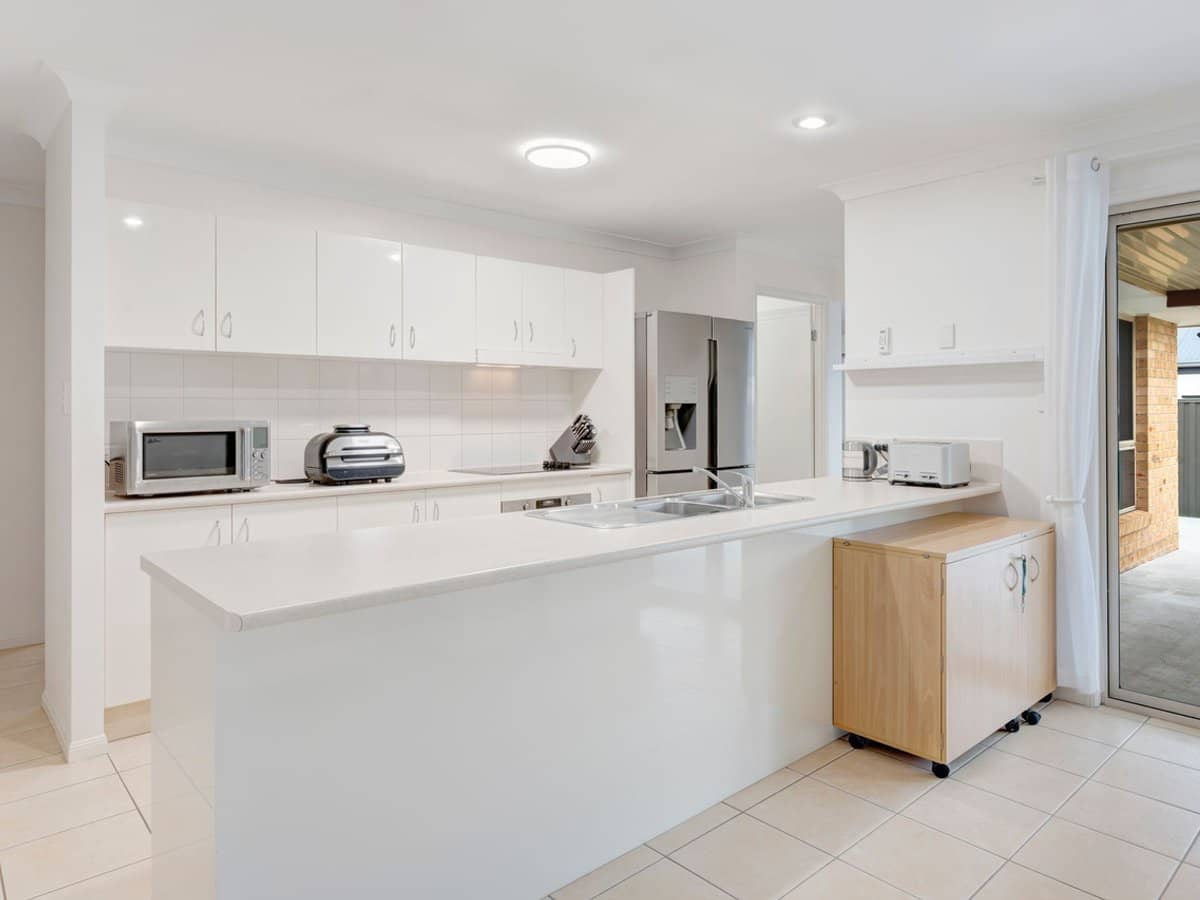 32 Murramarang Drive, Parkinson - Thumbnail 8