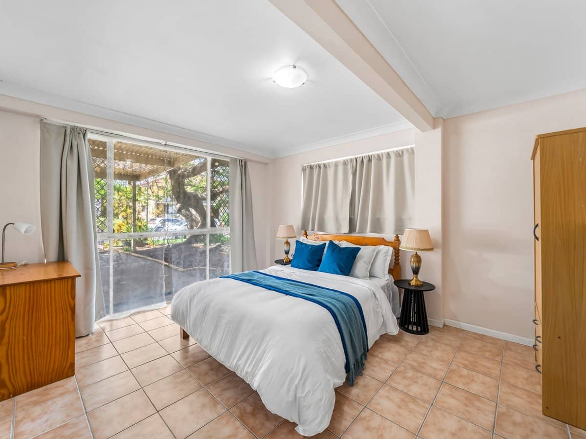 7 Gaillardia Street, MACGREGOR - Thumbnail 8